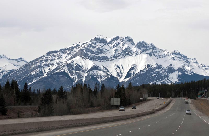 110502_060_nearbanff