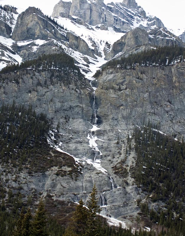 110502_062_nearbanff