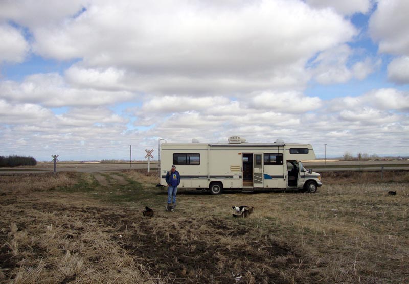 110507_22_highway16