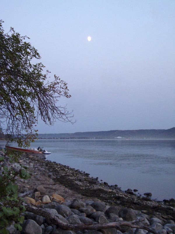 120827_053_crookedlake