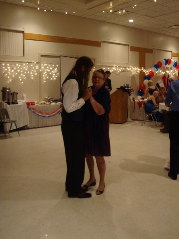 120901_029_weddingstukris_stu_with_mom_anna