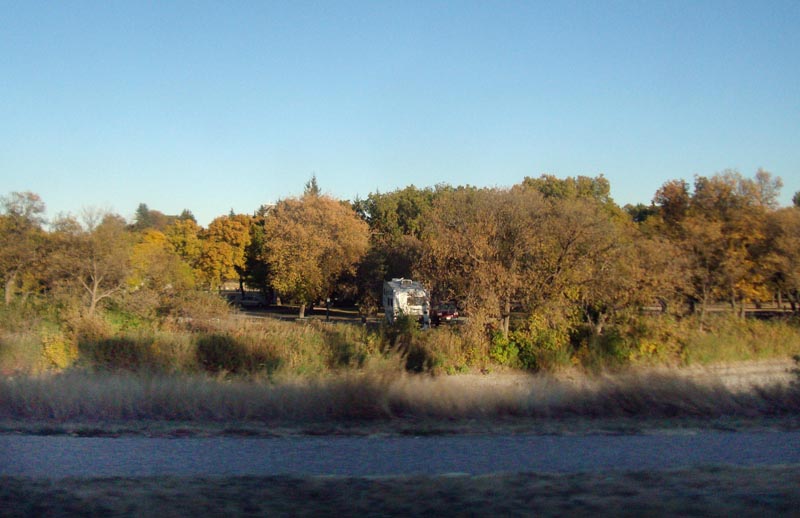 120921_011_moosejaw_riverpark